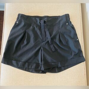 Women’s MPG Medium Gray Shorts